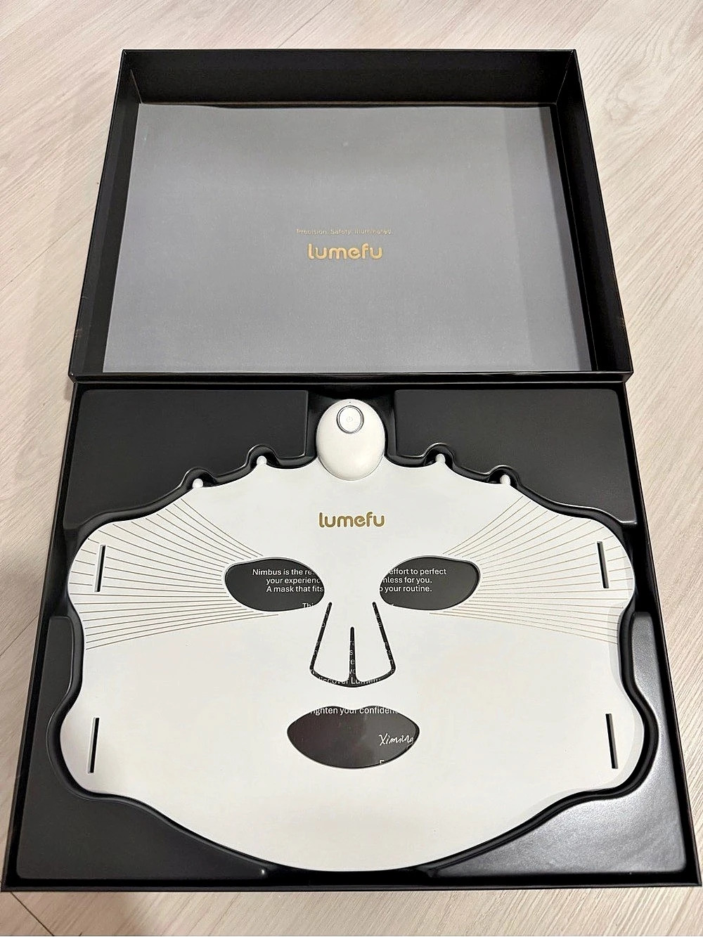 LED Light Mask - Picture 2 of 4